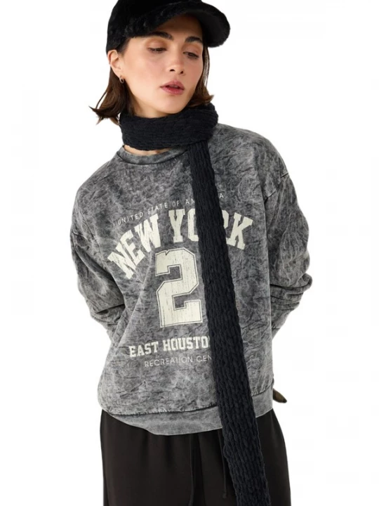 Foto van product No Matter What Sweatshirt black denim / offwhite