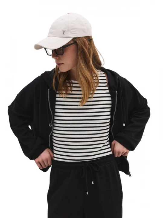 Foto van product No Matter What Sweatvest zwart