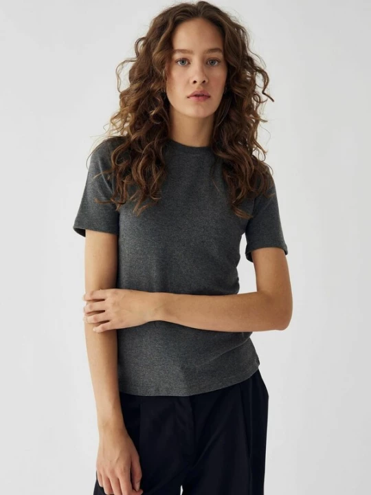 Foto van product Noella Top ' Lidie ' donkergrijs
