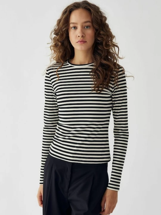 Foto van product Noella Top ' Luana ' zwart