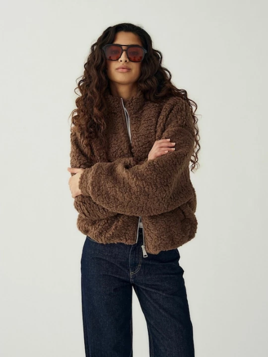 Foto van product Noella Tussenjas ' N-Mable Jacket ' chocoladebruin