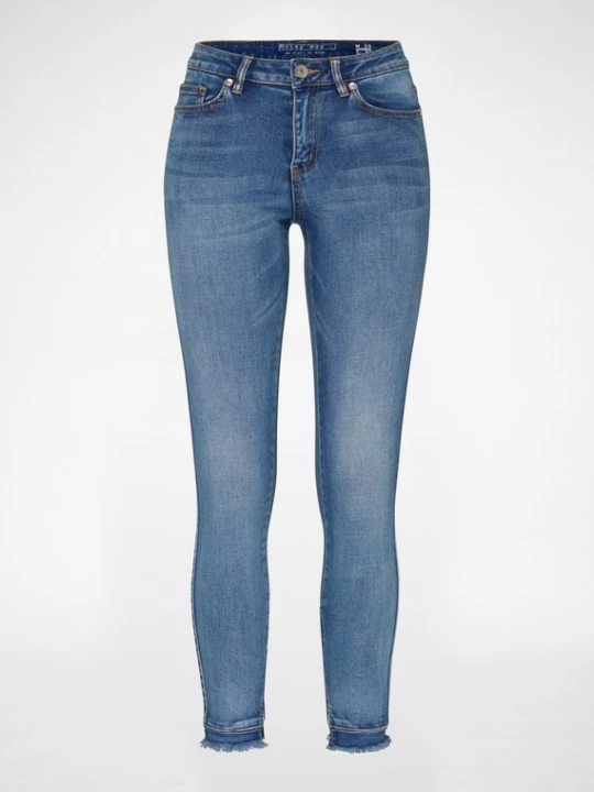 Foto van product Noisy may Jeans ''NMLUCY ZC491'' blauw / blauw denim
