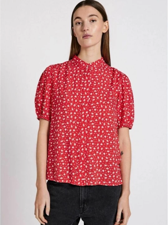 Foto van product NORR Shirt ' Sabby ' rood