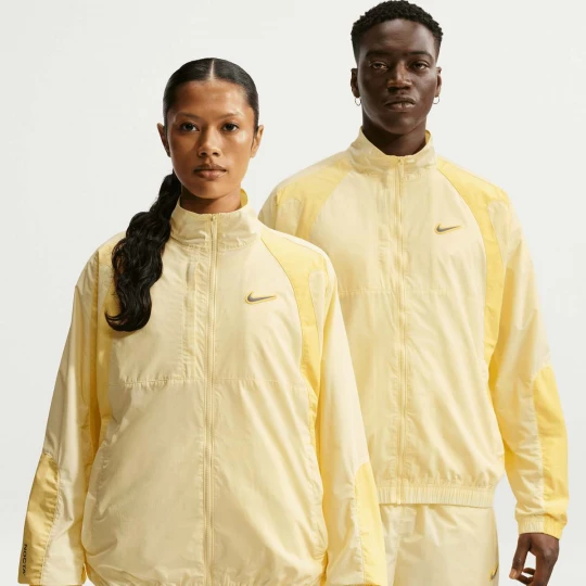 Foto van product NRG CS Woven Track Jacket Nike geel