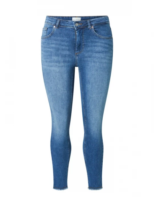 Foto van product ONLY Carmakoma Jeans blauw