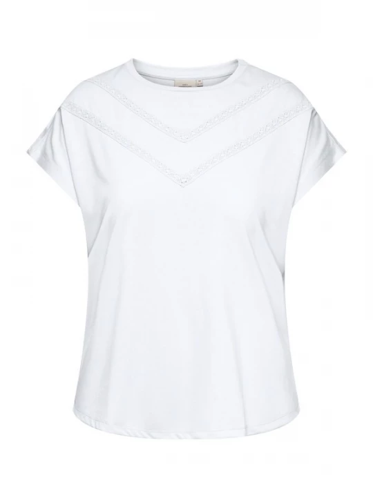 Foto van product ONLY Carmakoma Shirt 'CARCoral' wit