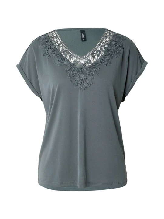 Foto van product ONLY Shirt 'ONLFree' spar