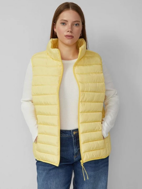 Foto van product Outdoor gilet QS geel