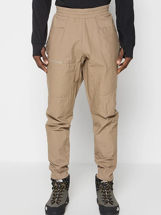Foto van product Outdoorbroeken Millet grijs