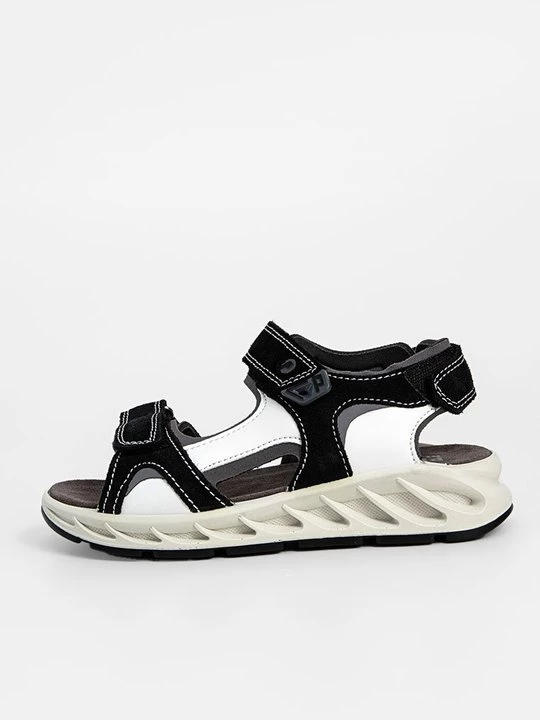 Foto van product Outdoorsandalen Primigi zwart