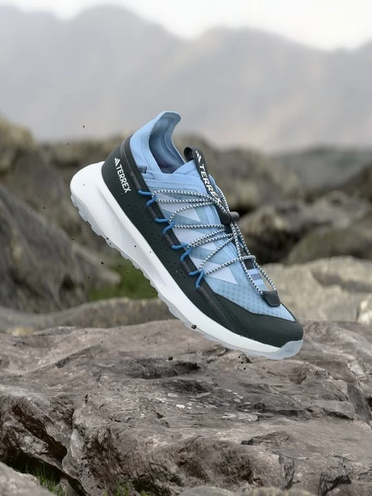Foto van product Outdoorschoenen Adidas Terrex lichtblauw