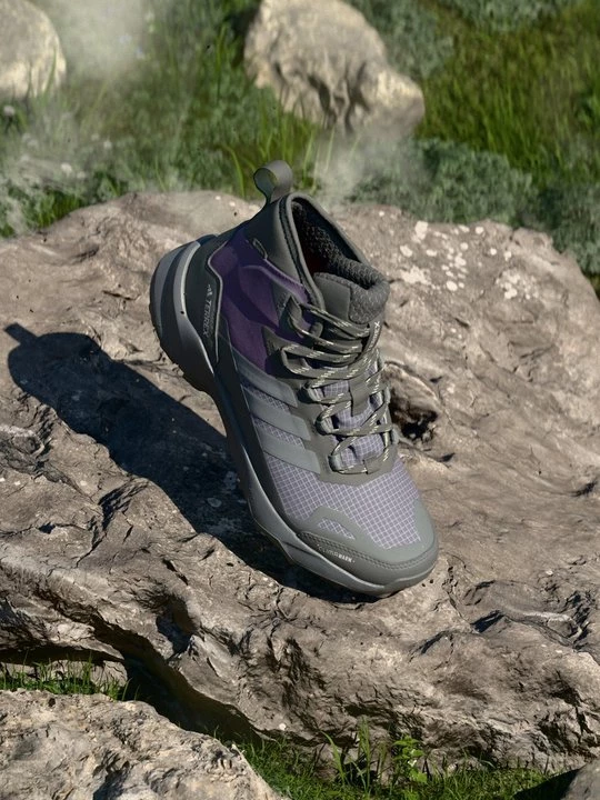 Foto van product Outdoorschoenen Adidas Terrex lila