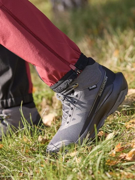 Foto van product Outdoorschoenen Salomon donkergrijs