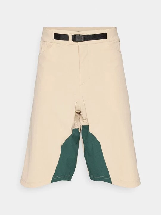 Foto van product Outdoorshorts Oakley zandkleur