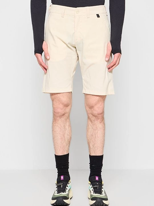 Foto van product Outdoorshorts Peak Performance zandkleur