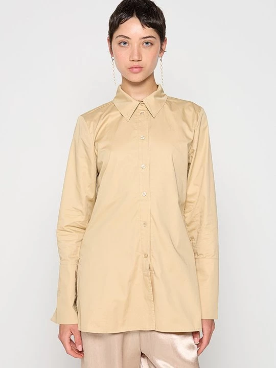 Foto van product Overhemdblouse By Malene Birger zandkleur