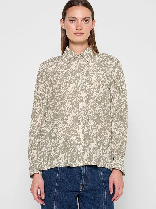 Foto van product Overhemdblouse Soaked in Luxury