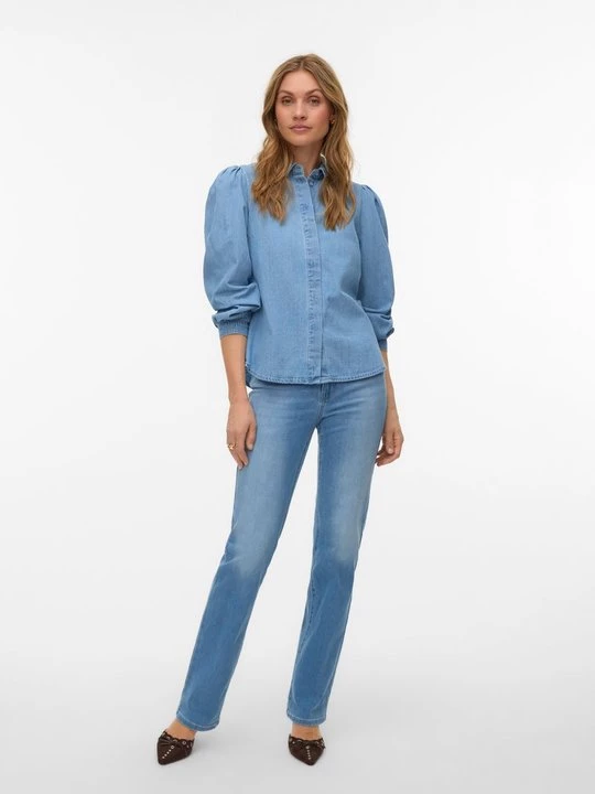 Foto van product Overhemdblouse Vero Moda lichtblauw denim