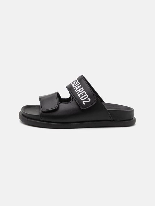 Foto van product Pantoffels Dsquared2 zwart