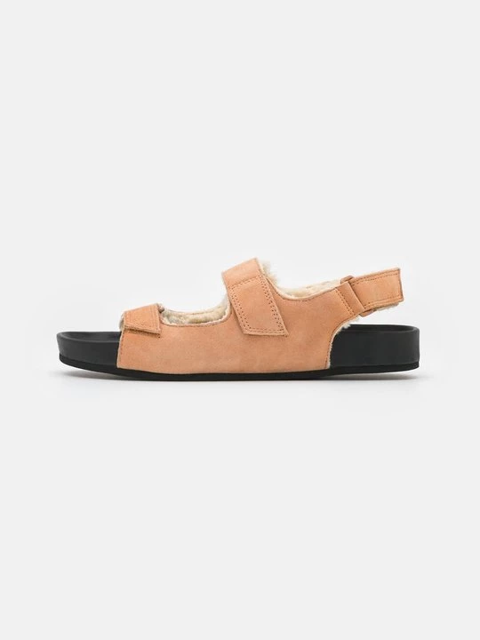 Foto van product Pantoffels Who What Wear tan