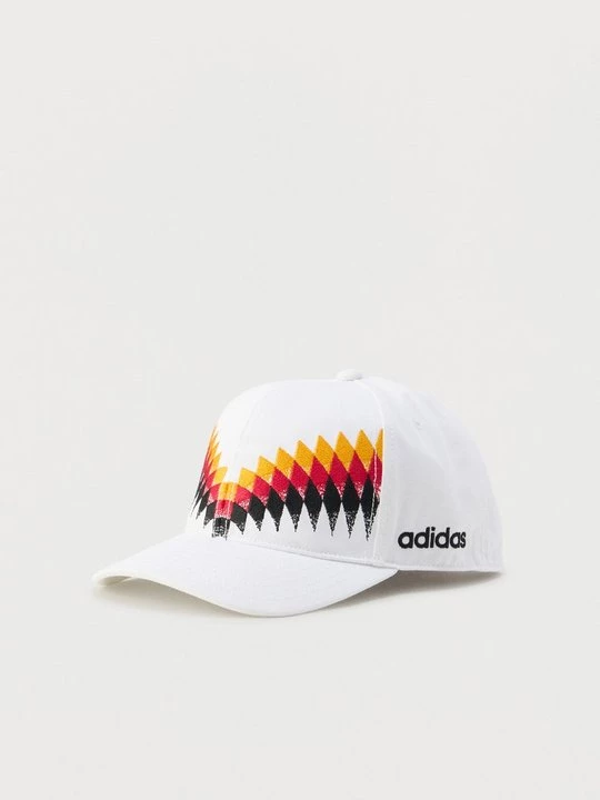 Foto van product Pet Adidas wit
