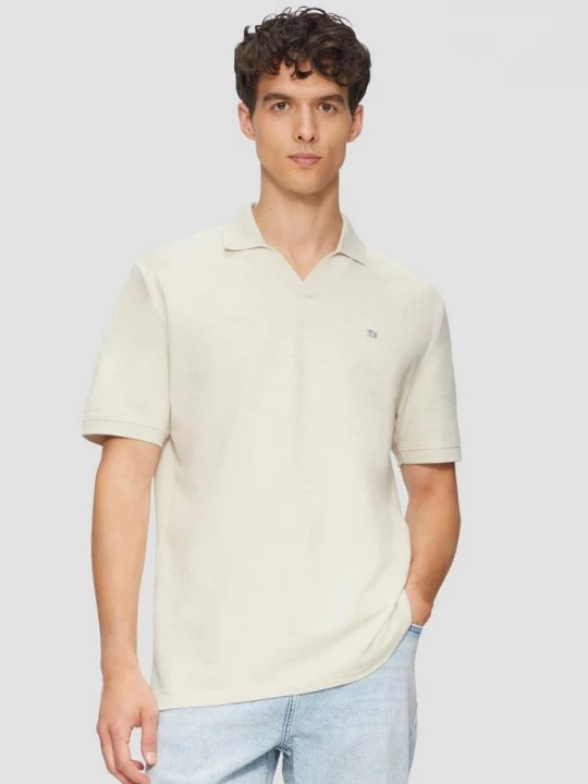 Foto van product Piqué poloshirt met kledingstukverf s.Oliver crème