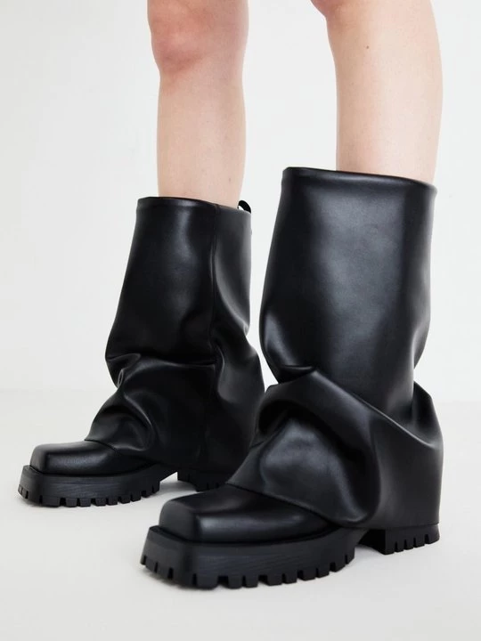 Foto van product Plateaulaarzen Steve Madden zwart