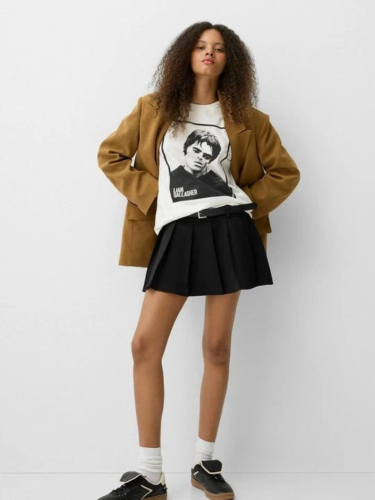 Foto van product Plooirok Bershka zwart