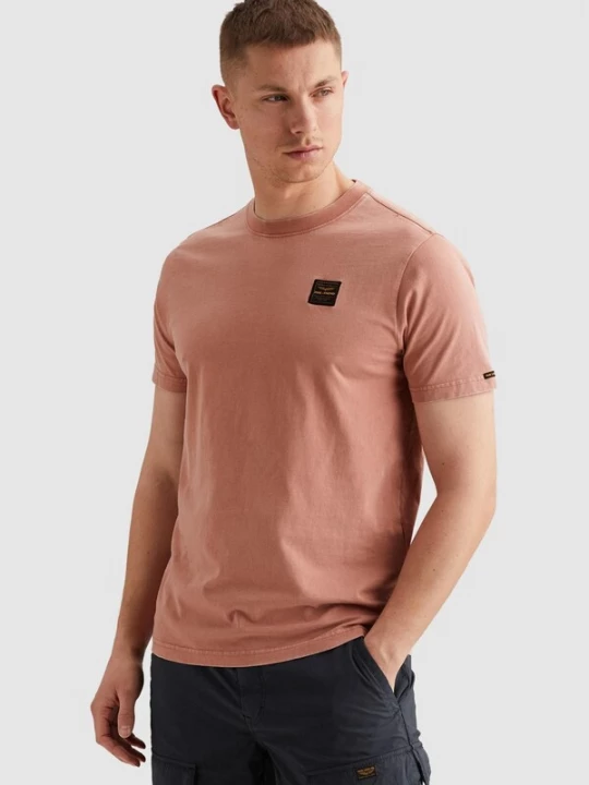 Foto van product PME Legend Shirt 'T-shirt with badge and a garment-dye wash' pink