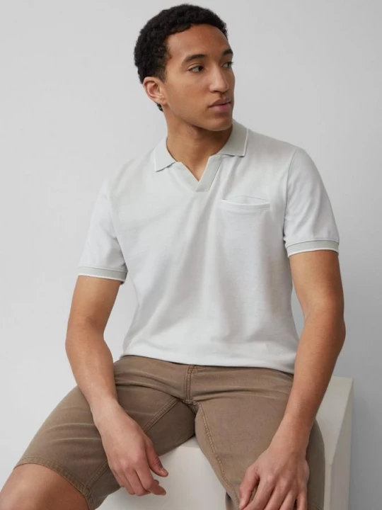 Foto van product Poloshirt in tweekleurig piqué met borstzakje s.Oliver crème
