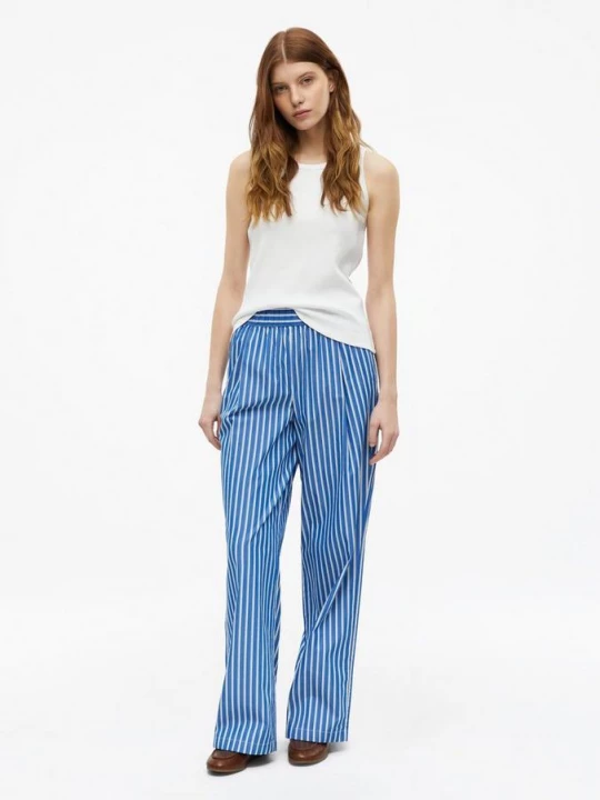 Foto van product Popeline broek met plooidetails s.Oliver blauw