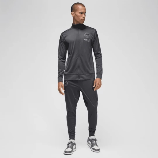 Foto van product PSG Strike Fourth Jordan Dri-FIT Soccer Tracksuit grijs