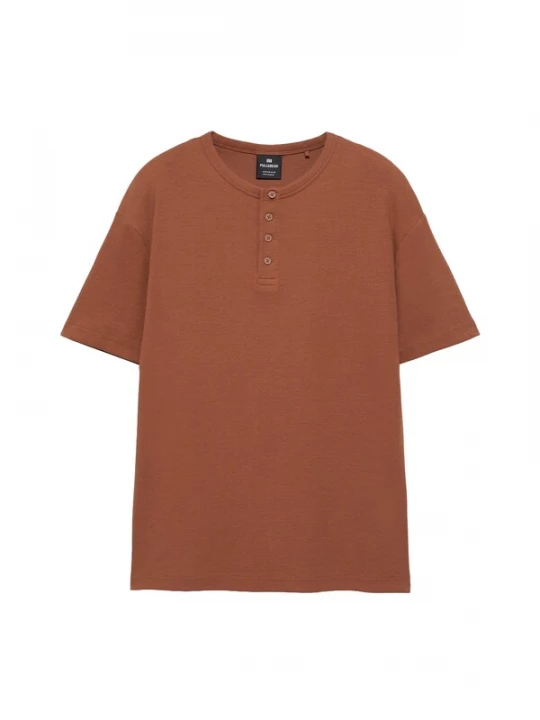 Foto van product Pull&Bear Shirt bruin