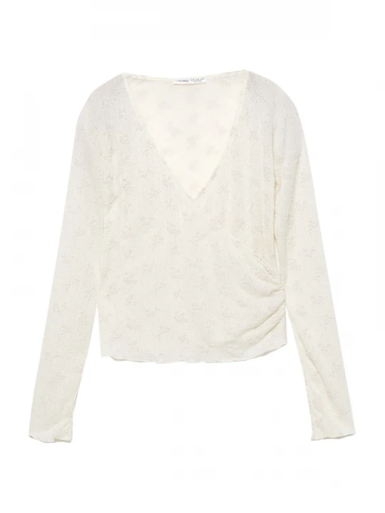 Foto van product Pull&Bear Shirt ecru