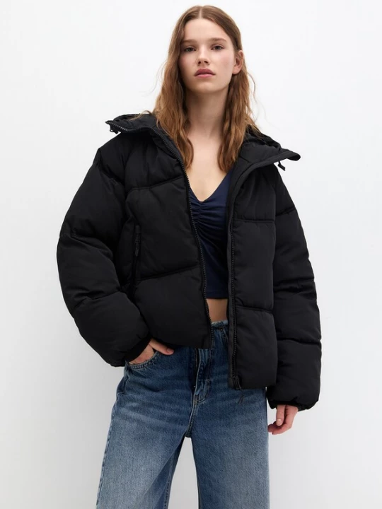 Foto van product Pull&Bear Tussenjas zwart