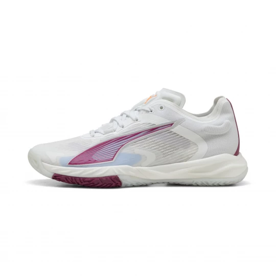 Foto van product PUMA Accelerate NITROâ¢ SQD 4 handbalschoenen voor Dames, Wit