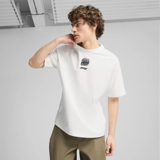 Foto van product PUMA F1Â® T-shirt met raglanmouwen en print voor Heren, Wit