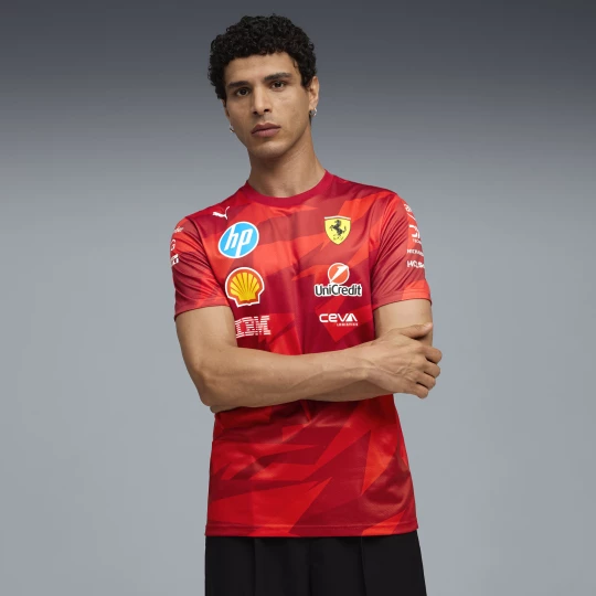 Foto van product PUMA Scuderia Ferrari HP 20 Years of Rood Replica Vegas T-shirt voor Heren