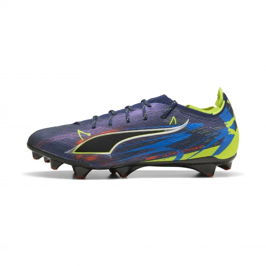 Foto van product PUMA ULTRA 6 CARBON DARE TO FG uniseks voetbalschoenen, Blauw / Zwart / Zilver czarny