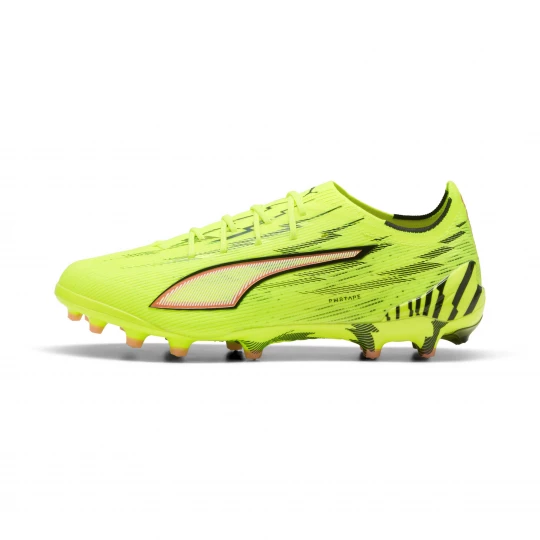 Foto van product PUMA ULTRA 6 ULTIMATE AG uniseks voetbalschoenen, Zwart / Rood / Geel