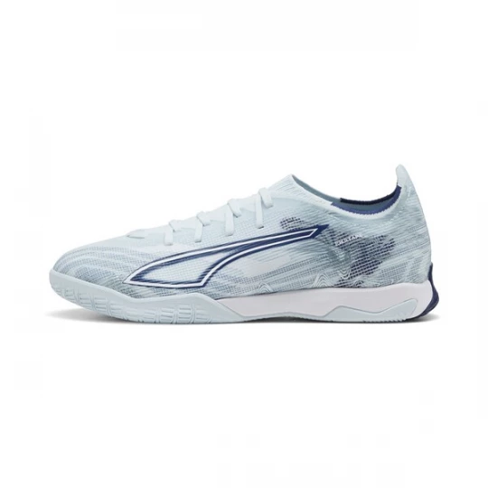 Foto van product PUMA Voetbalschoen 'Ultra 6 Match' pastelblauw / donkerblauw