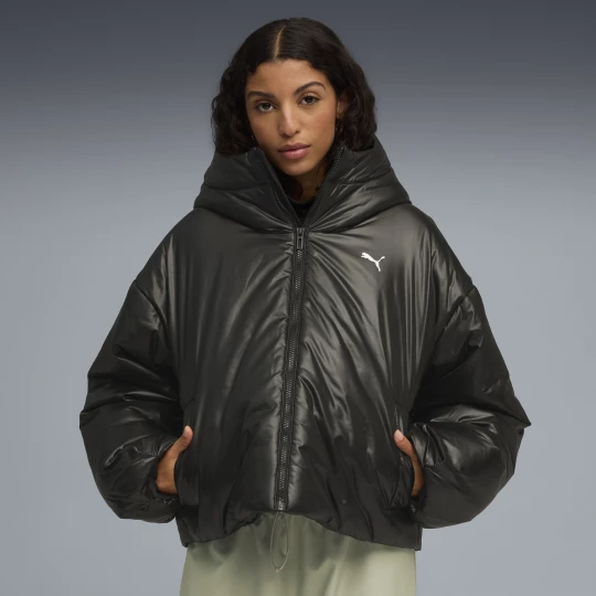 Foto van product PUMA Wardrobe Essentials glanzende gewatteerde jas met capuchon voor Dames, Zwart