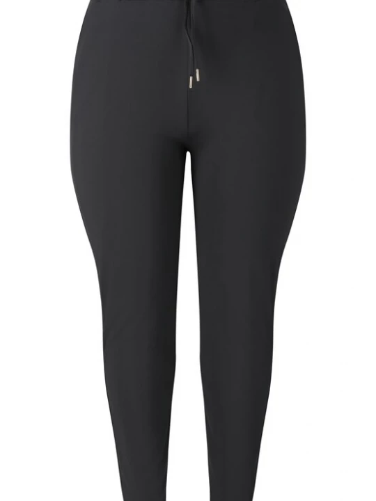 Foto van product Q by Endurance Sportbroek 'Tianna' zwart