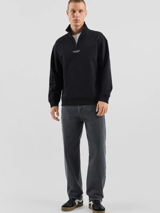 Foto van product QS Sweatshirt zwart / natuurwit
