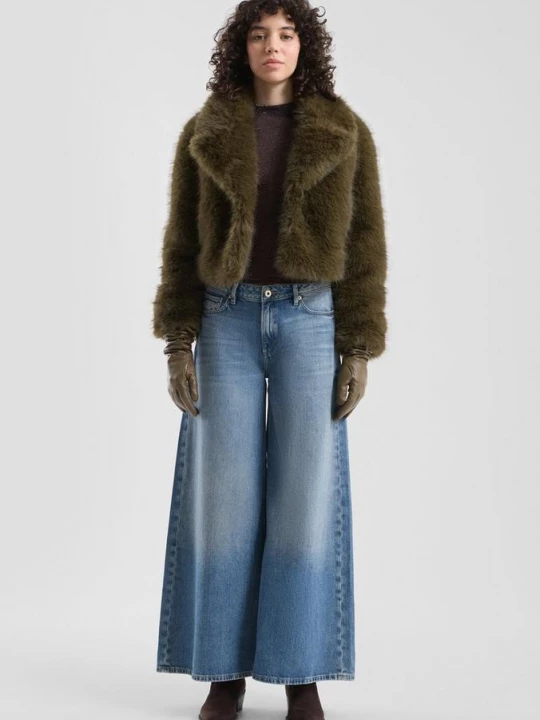 Foto van product QS x Vanessa Mai Jeans Catie / Los model / Mid Rise / Super wijde pijpen blauw
