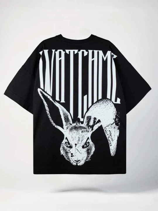 Foto van product QWX2 Shirt 'Watch Me' zwart
