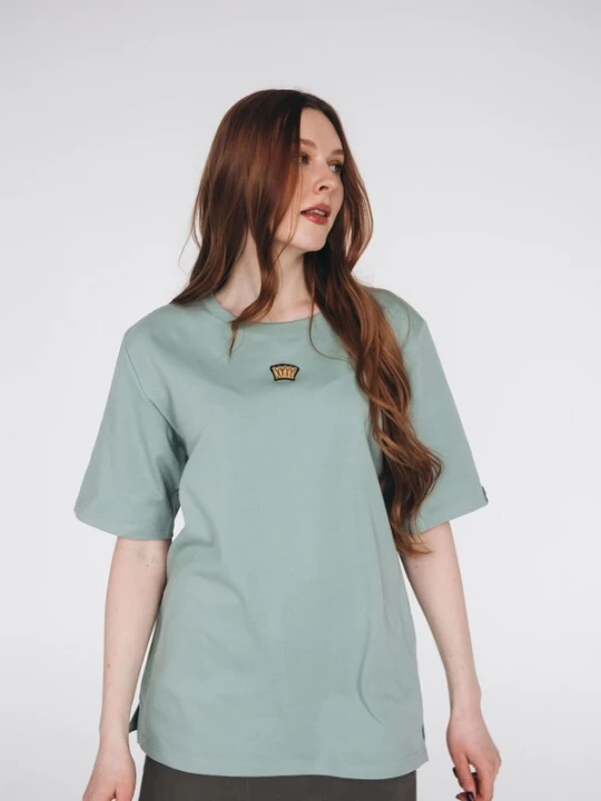 Foto van product RADADA Shirt 'Little Crown' mintgroen