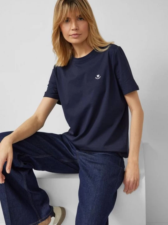 Foto van product Regular fit T-shirt van jersey met hartjesborduursel s.Oliver blauw