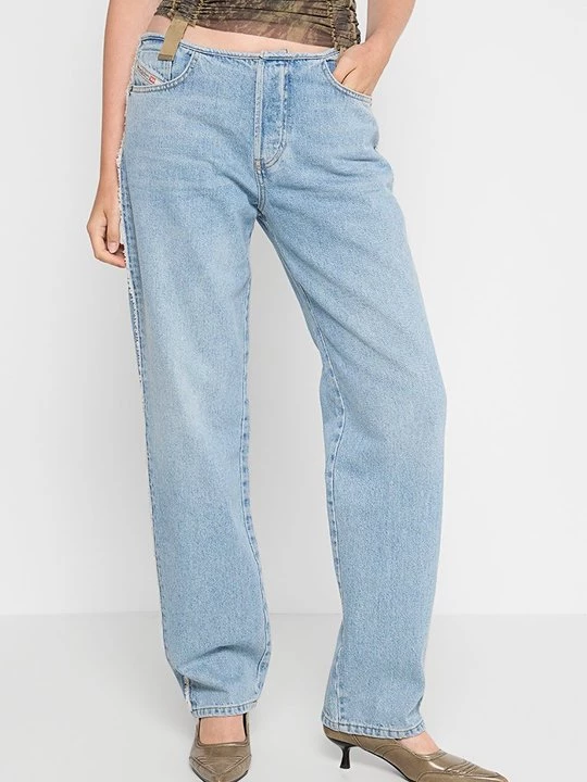 Foto van product Relaxed fit jeans Diesel lichtblauw