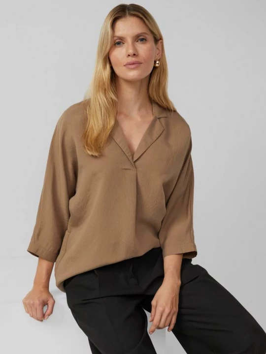Foto van product Relaxed fit overhemdblouse met vleermuismouwen s.Oliver bruin